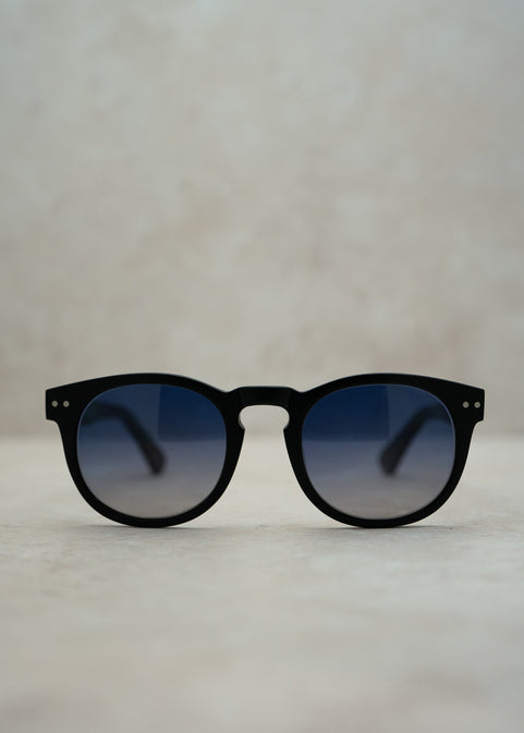 The Forli in Black